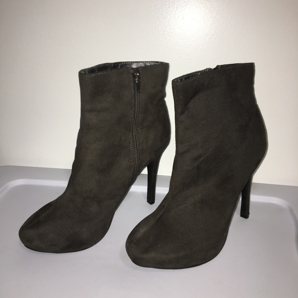 Forever 21 dark grey ankle boots